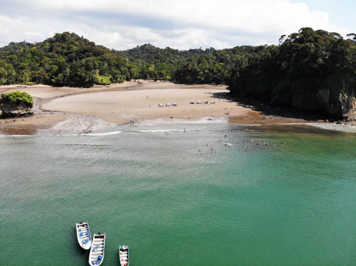 Playa Dorada lanchas.